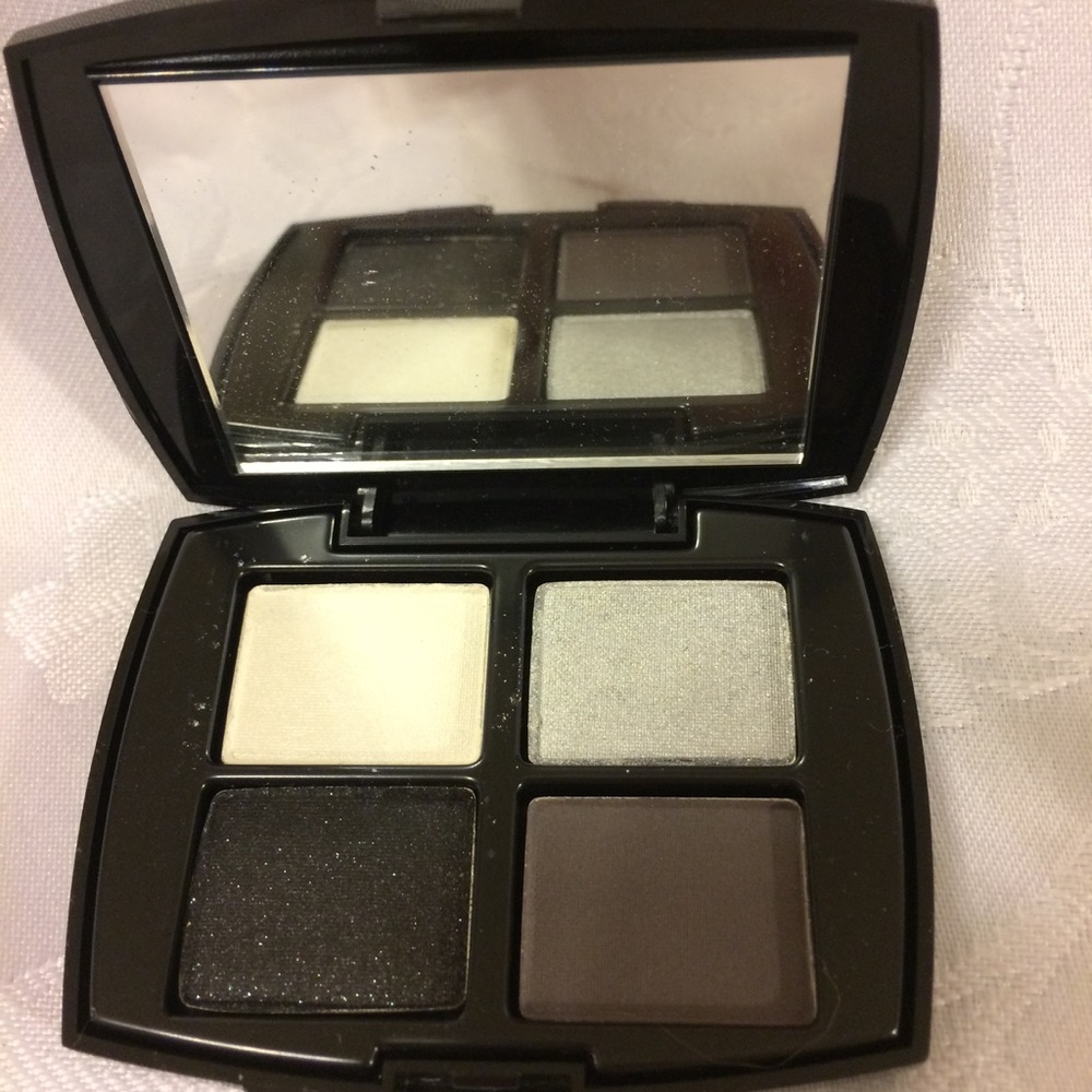Lancôme - Picture 2 of 7